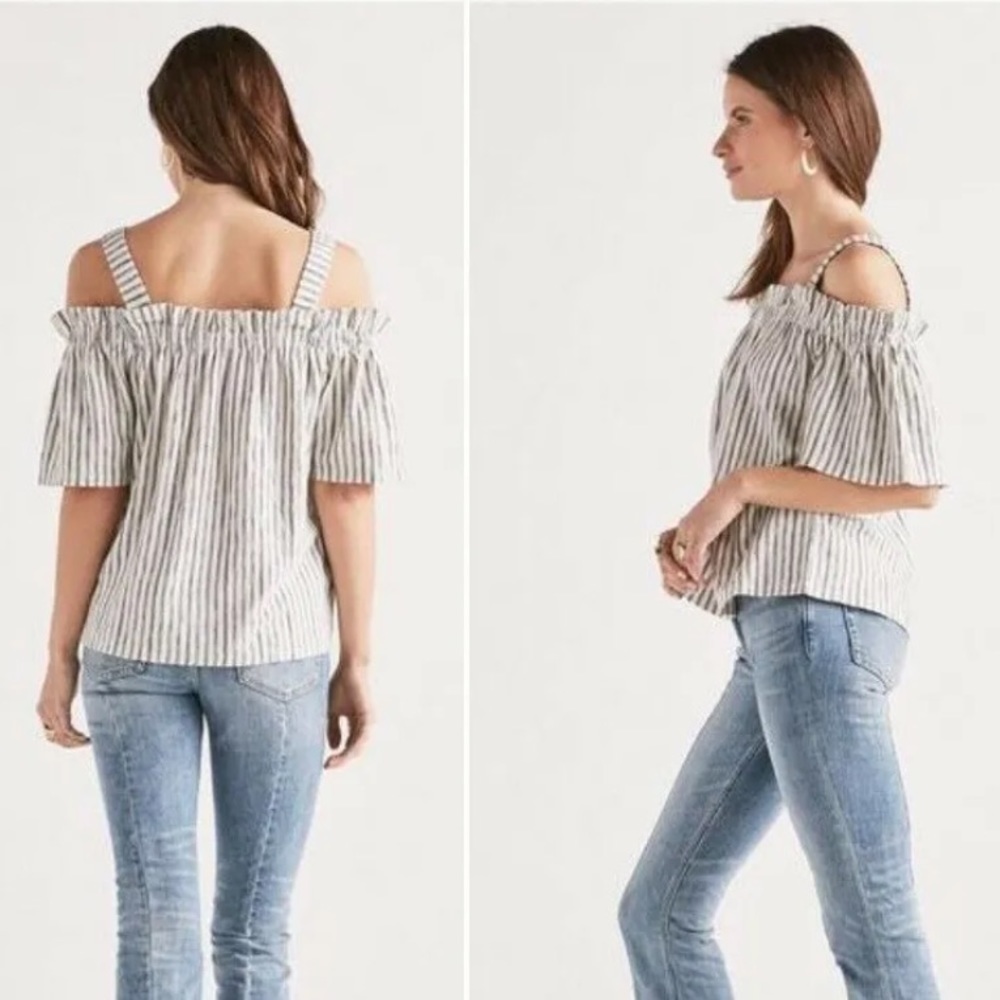 Lucky Brand Womens Size Medium OffShoulder Stripe Top Blue White
